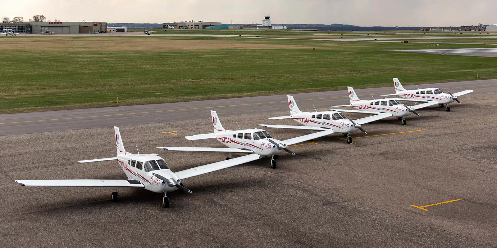 Flight School Fleet Flying Cloud Airport Eden Prairie MN